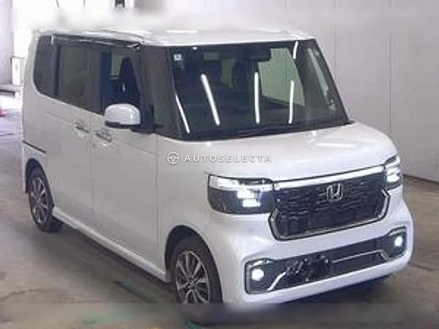 Honda N-BOX Custom 2024, auction grade 3.5
