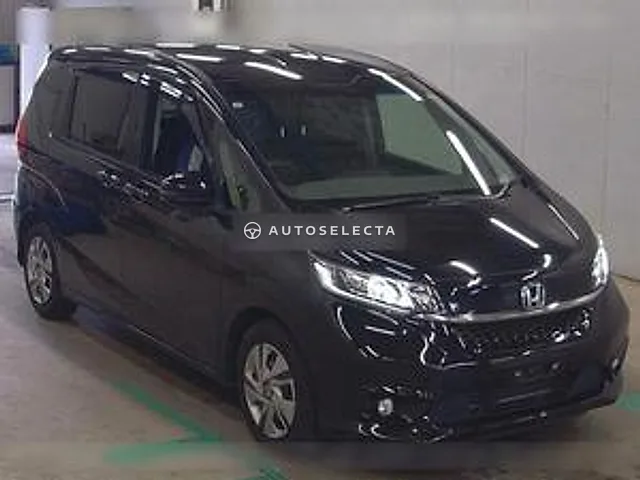 Honda Freed+ Hybrid 2023, auction grade 4.5