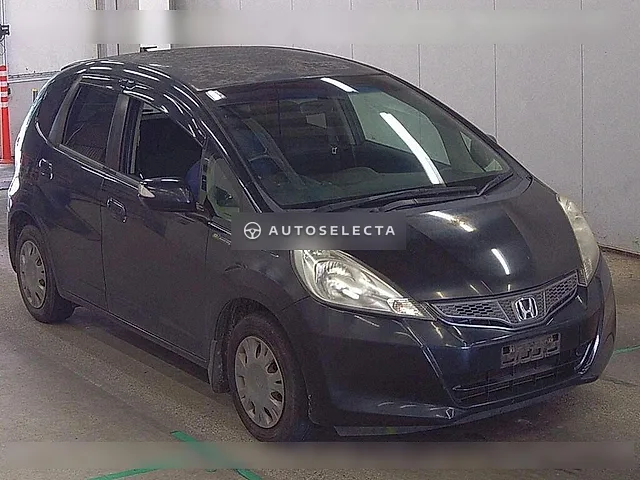 Honda Fit 2011, auction grade 3.5