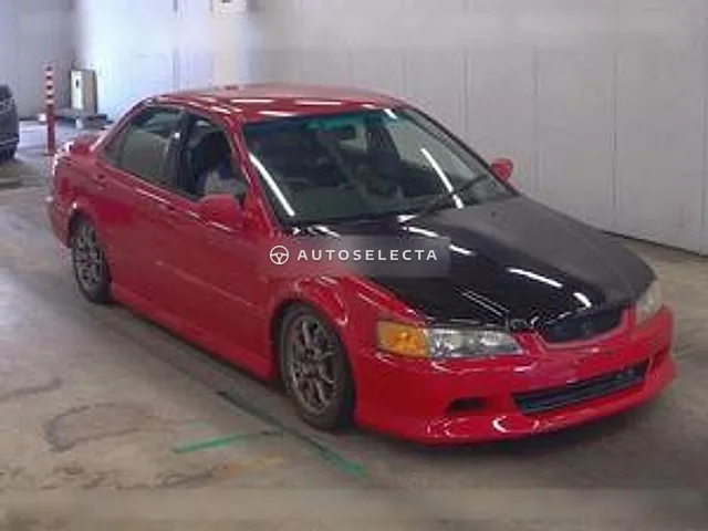 Honda Accord 2001, auction grade 3.5