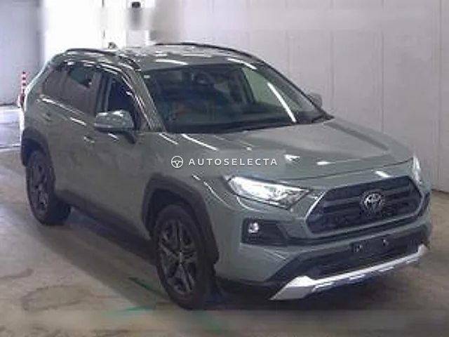 Toyota RAV4 2023, auction grade 5