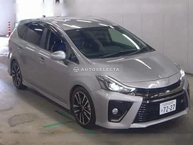 Toyota Prius Alpha 2020, auction grade 4.5
