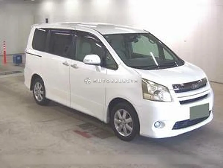 Toyota Noah 2009, photo 1 of 1