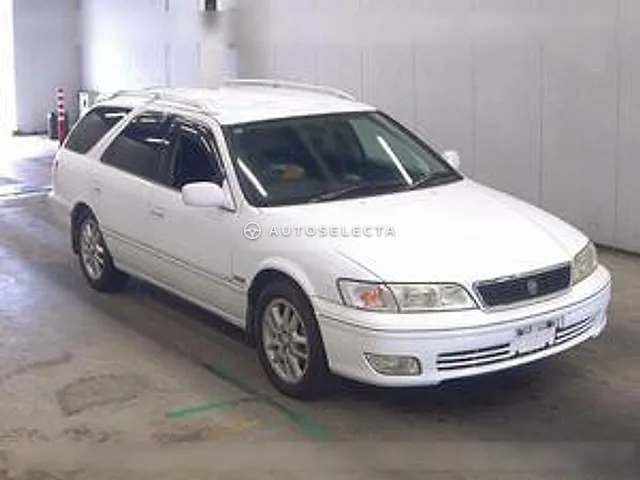 Toyota Mark II Qualis 1999, auction grade 4