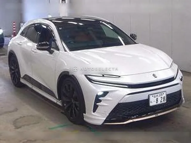Toyota Crown Sport 2024, auction grade 5