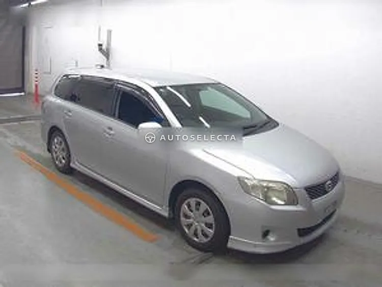 Toyota Corolla Fielder 2011, photo 1 of 1