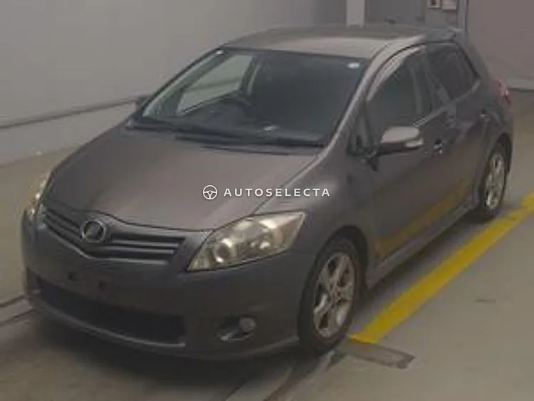 Toyota Auris 2010, photo 1 of 1
