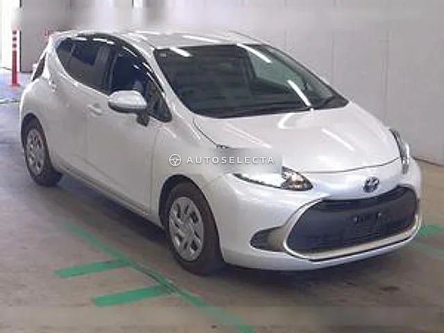 Toyota Aqua 2025, auction grade 4