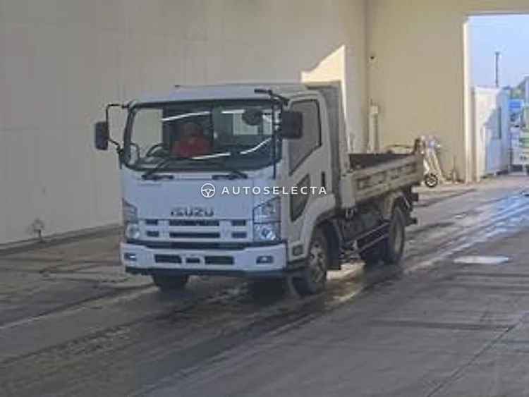 Isuzu Forward 2012, photo 1 of 1