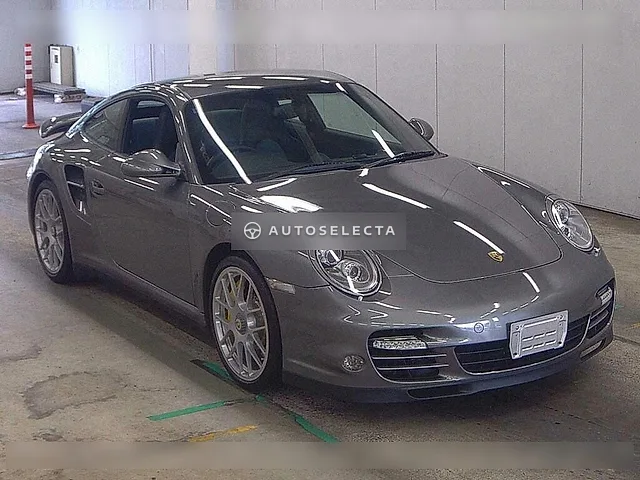 Porsche 911 Turbo S 2011, auction grade 4.5