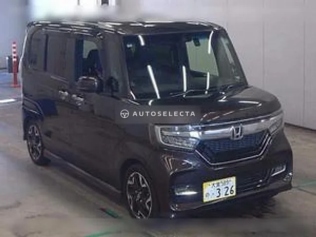 Honda N-BOX Custom 2017, auction grade 4