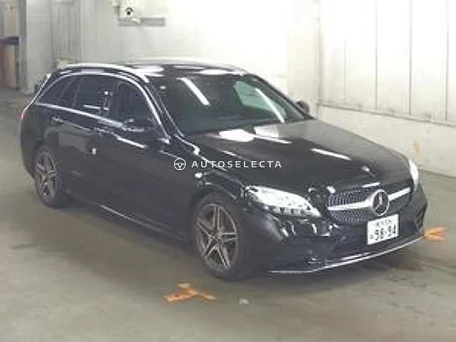 Mercedes-Benz C-Class Station Wagon 2019, auction grade 4