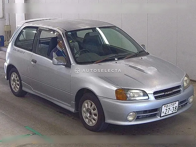 Toyota Starlet 1996, auction grade 3