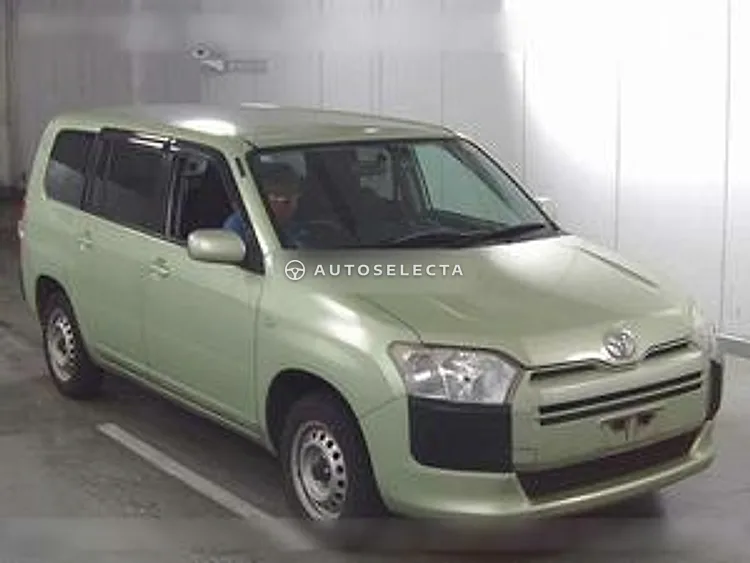 Toyota Succeed 2015, photo 1 of 1