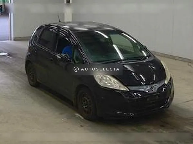 Honda Fit Hybrid 2012