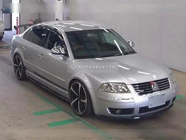 Volkswagen Passat 2003, auction grade 3.5