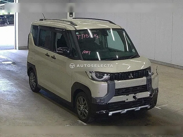 Mitsubishi Delica Mini 2025