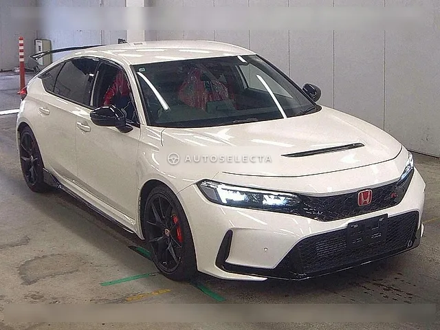 Honda Civic Type R 2025, auction grade 6