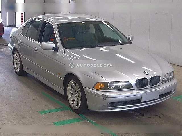 BMW 5 Series 2001, auction grade 4