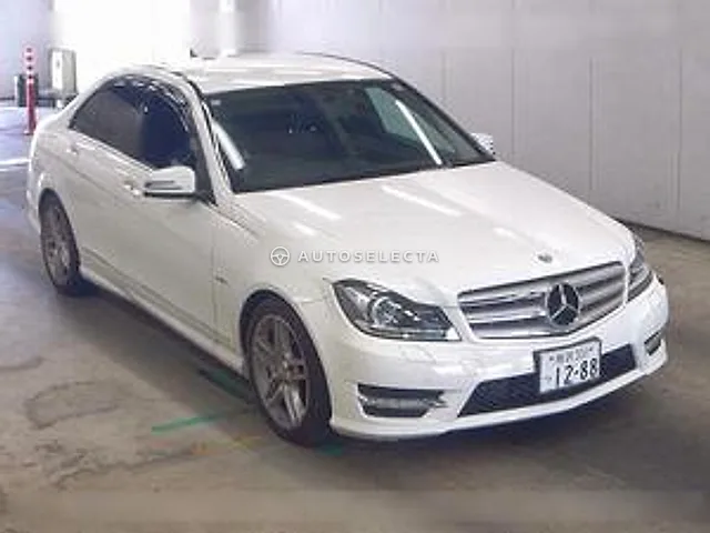 Mercedes-Benz C-Class 2012, auction grade 4