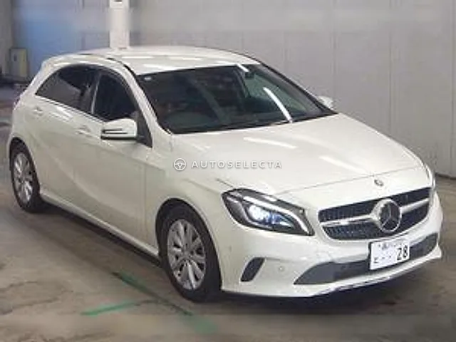 Mercedes-Benz A-Class 2016, auction grade 3.5