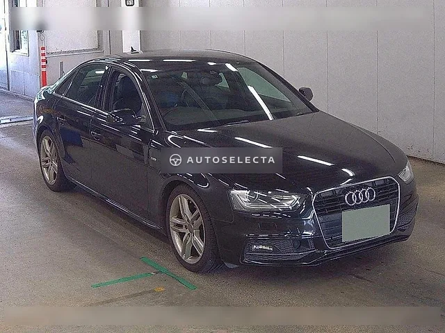 Audi A4 2015, auction grade 4