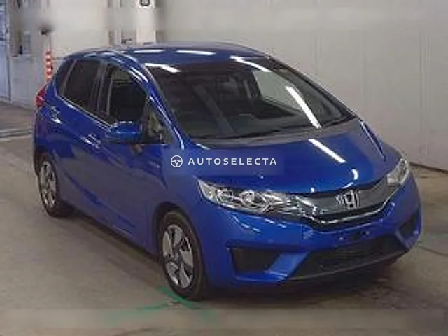 Honda Fit Hybrid 2014, auction grade 4