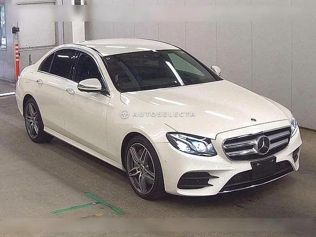 Mercedes-Benz E-Class 2019, auction grade 4.5