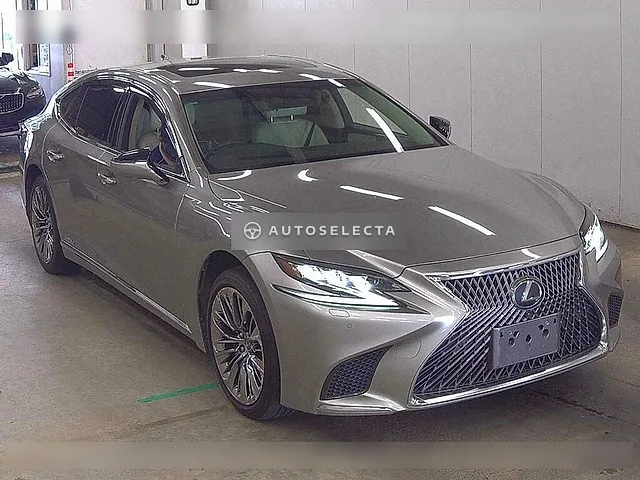 Lexus LS 2017, auction grade 4