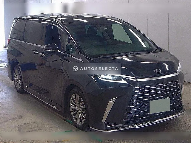 Lexus LM 2024, auction grade 4.5