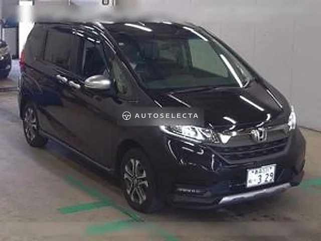 Honda Freed+ Hybrid 2022, auction grade R