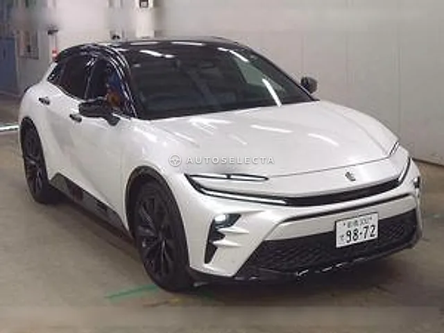 Toyota Crown Sport 2024, auction grade 6