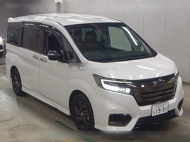 Honda Stepwgn Spada 2020, auction grade 4