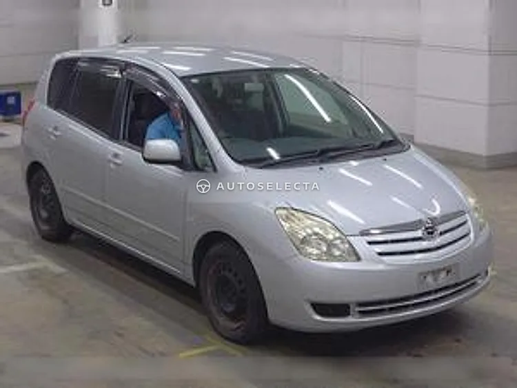 Toyota Corolla Spacio 2004, photo 1 of 1