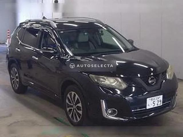Nissan X-Trail 2016, auction grade 4
