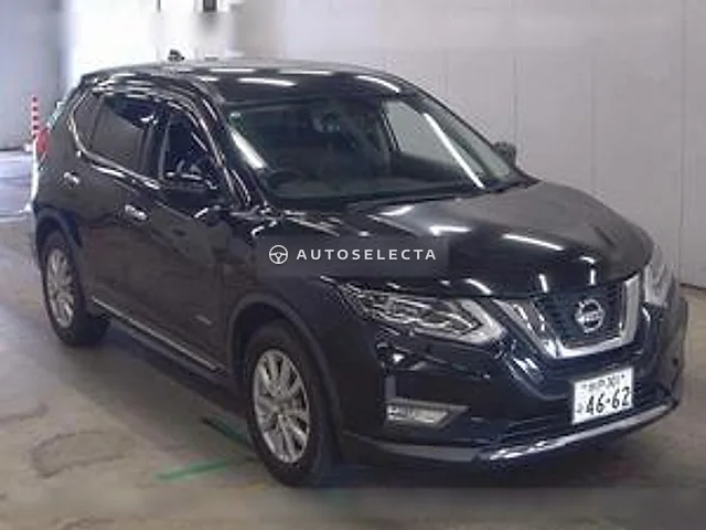 Nissan X-Trail 2017, auction grade 4
