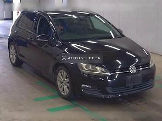 Volkswagen Golf 2015, auction grade 4