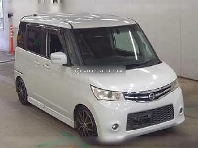 Nissan Roox 2012, auction grade 3