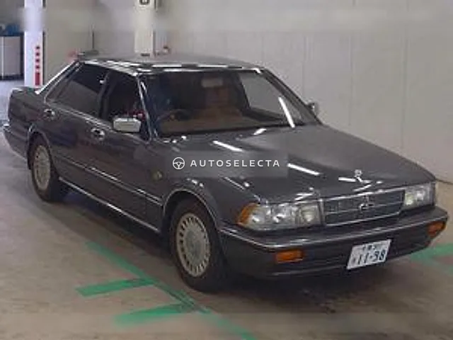 Nissan Gloria 1989, auction grade 3.5