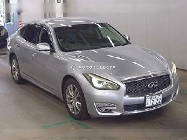 Nissan Fuga Hybrid 2017, auction grade 4