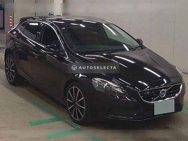 Volvo V40 2016, auction grade 4.5