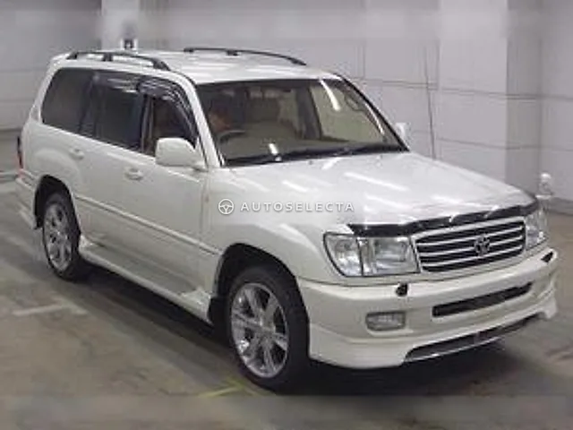 Toyota Land Cruiser 100 1999, auction grade 3.5