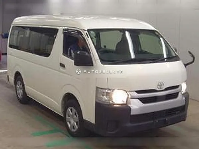 Toyota Hiace Wagon 2021, auction grade 4