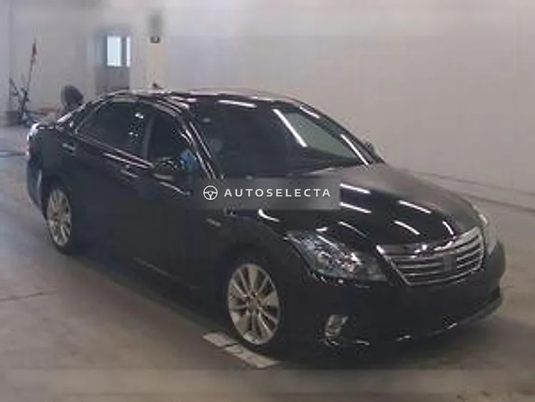 Toyota Crown Hybrid 2011, photo 1 of 1
