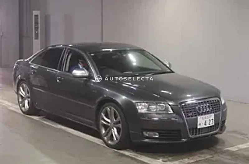 Audi S8 2010, photo 1 of 8