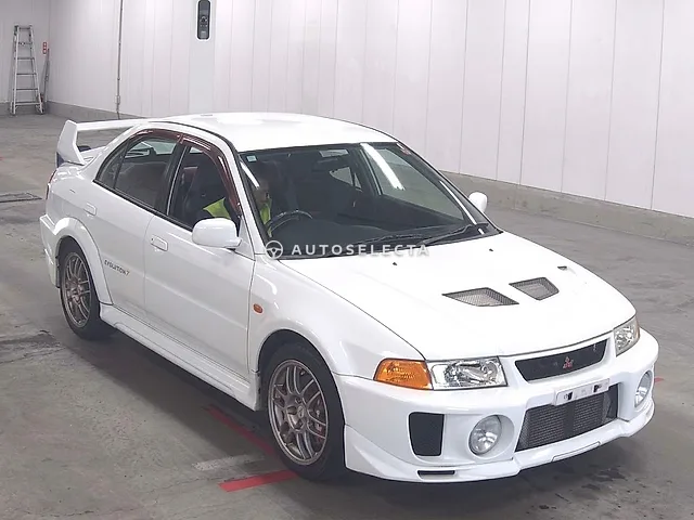 Mitsubishi Lancer 1998, auction grade R