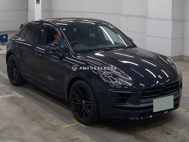 Porsche Macan 2023, auction grade 4.5