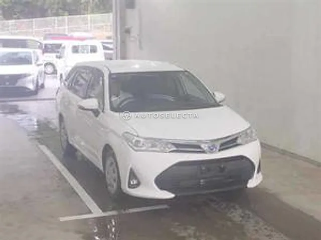 Toyota Corolla Fielder 2021, auction grade R