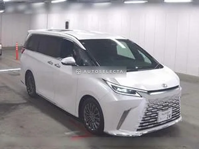 Lexus LM 2025, auction grade 4.5