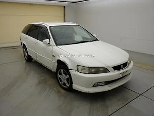 Honda Accord Wagon 2001, auction grade R